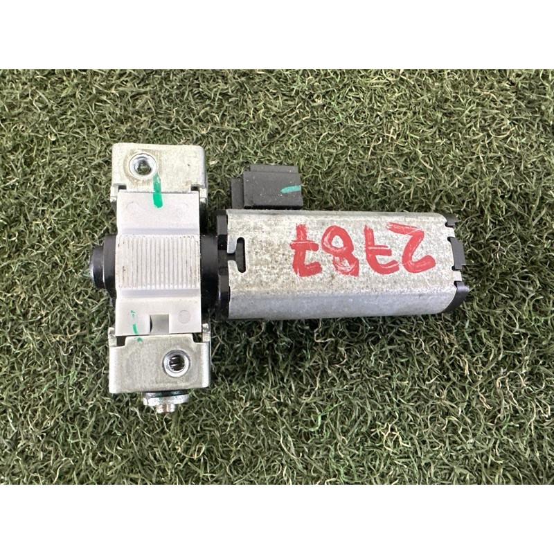 Моторчик регулировки сидения (электрика) AUDI Q5 FY 2018 2.0 DAYB 80A881106A