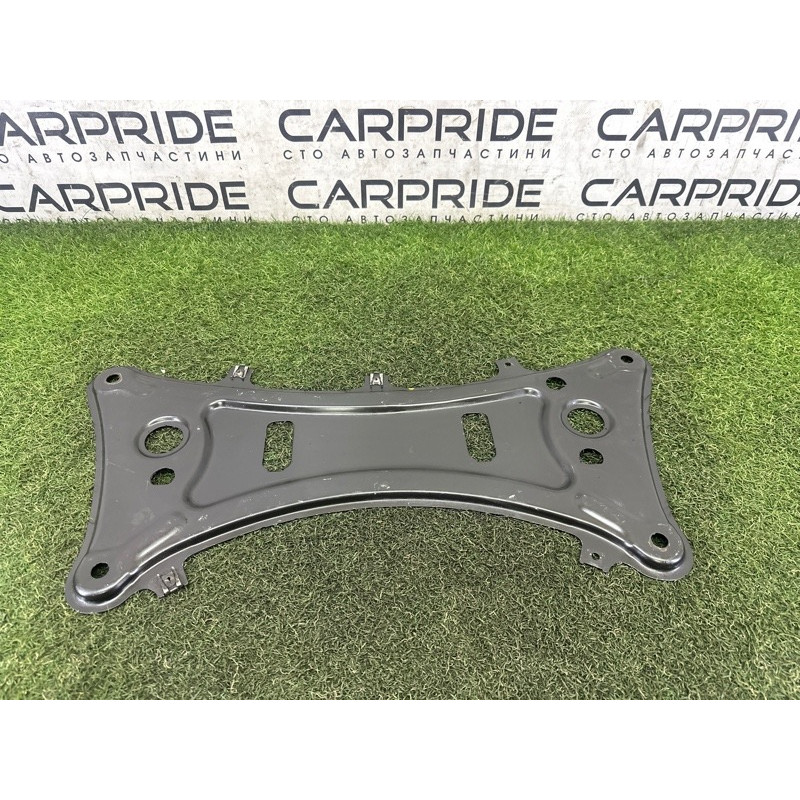 Кронштейн подрамника (подвеска) BMW X3 F25 2012 3.0 31106786944