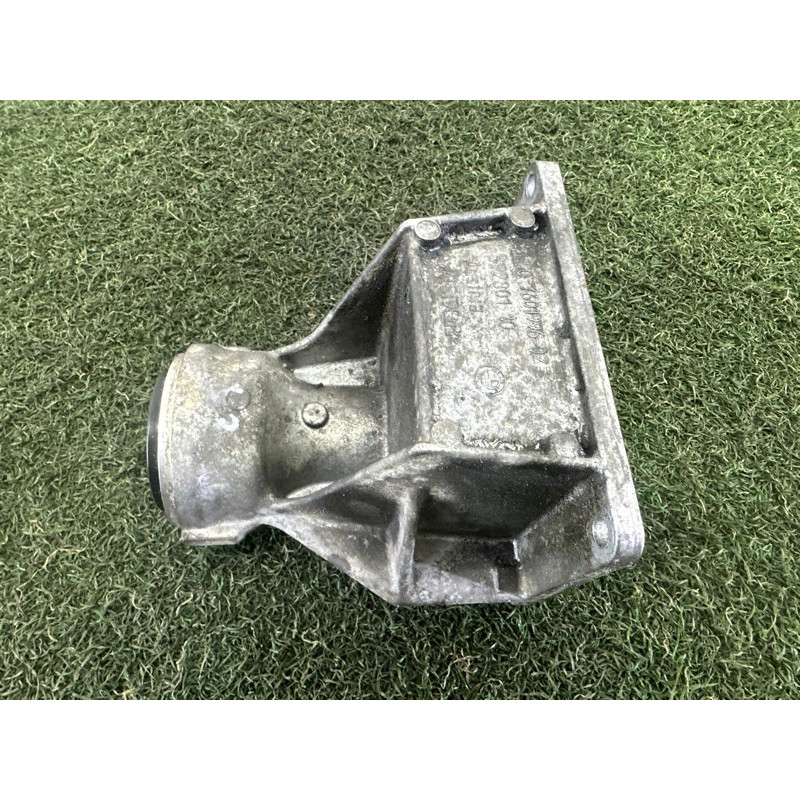 Кронштейн промежуточного вала (трансмиссия) BMW X3 F25 2012 3.0 31507601995