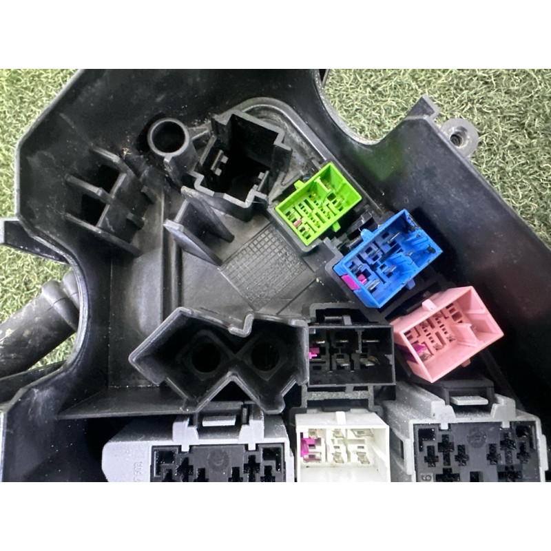 Блок предохранителей (электрика) Volkswagen Touareg NF 2011 3.6 7P0907295