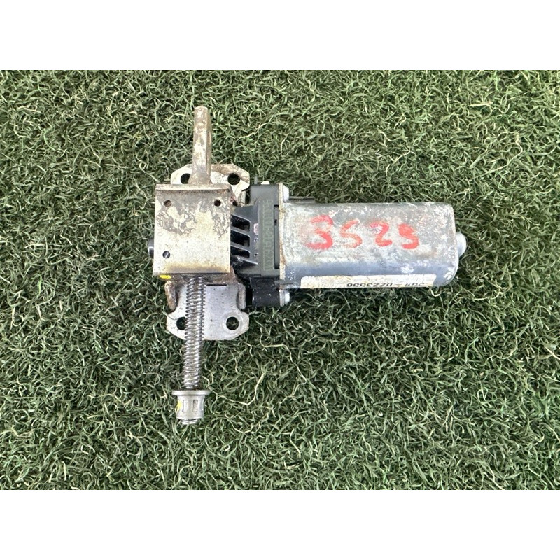 Моторчик регулювання сидіння (електрика) AUDI A8 D4 2011 4.2 CDRA 8K0959761