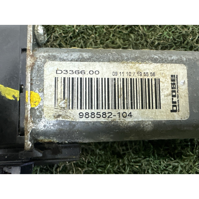 Моторчик регулювання сидіння (електрика) AUDI A8 D4 2011 4.2 CDRA 8K0959761