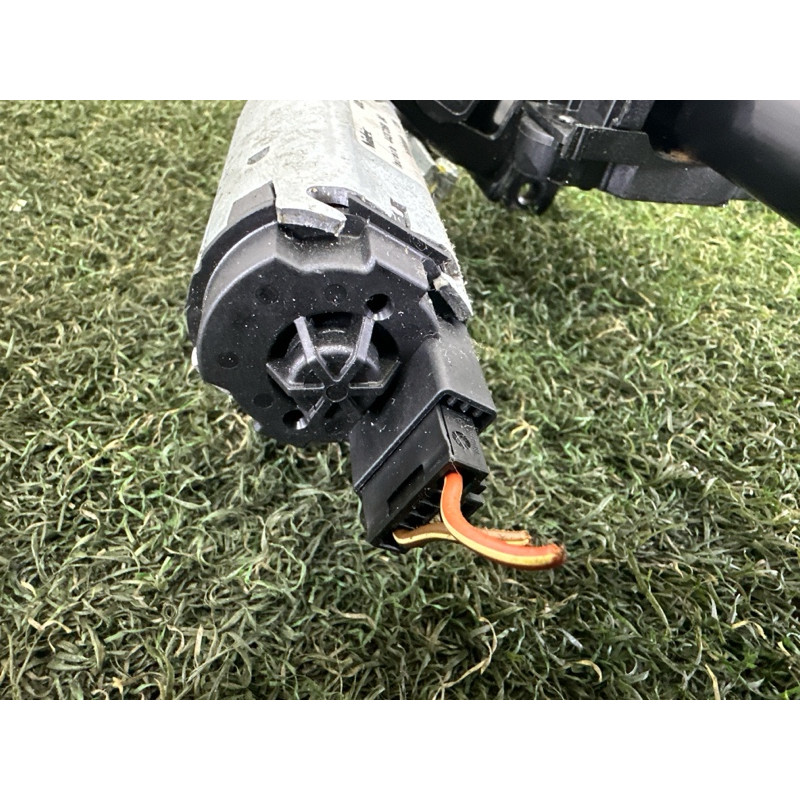 Моторчик регулировки сидения (электрика) AUDI Q5 8R 2010 3.2 CALB 8R0881184D