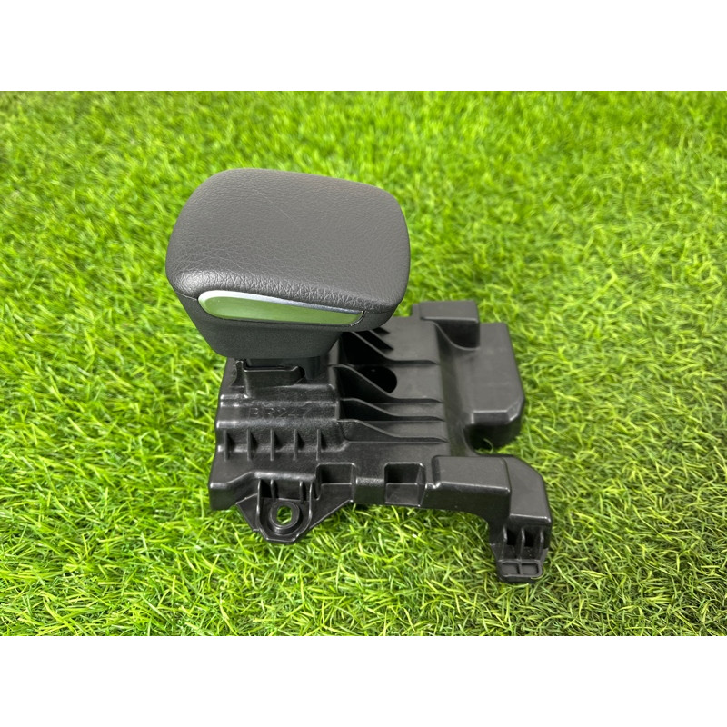 Крепление центральной консоли (салон) Mercedes-Benz EQB 350 X243 2022 A24768314009J24