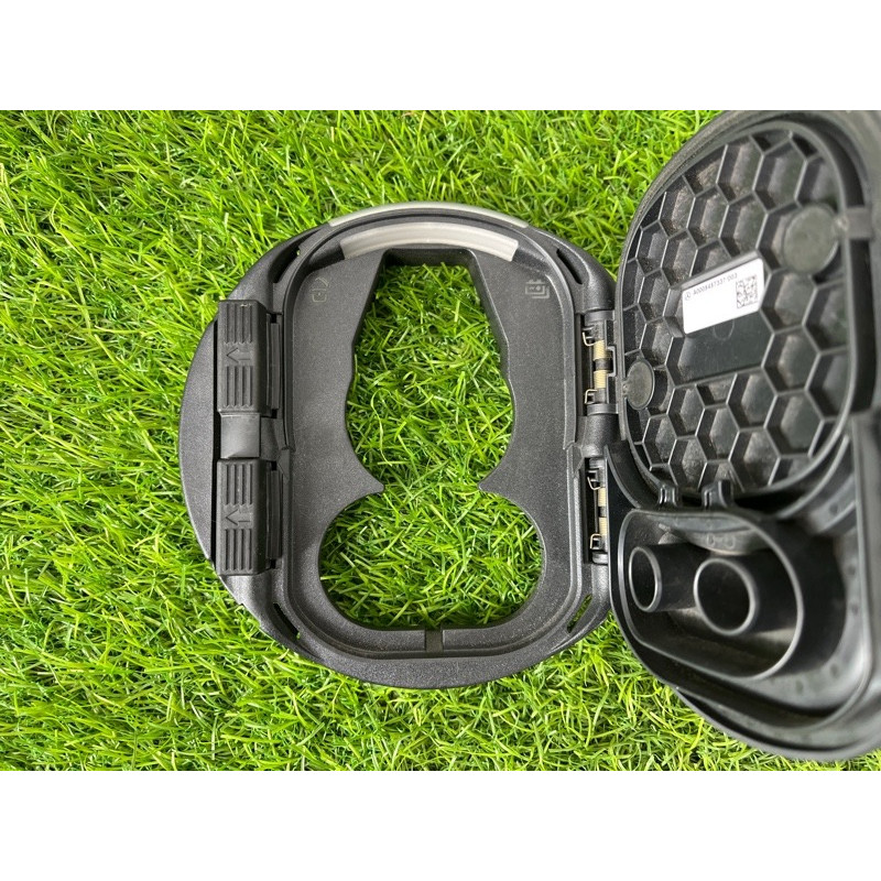 Кришка роз'єму зарядки (кузов и элементы) Mercedes-Benz EQB 350 X243 2022 A0005459244