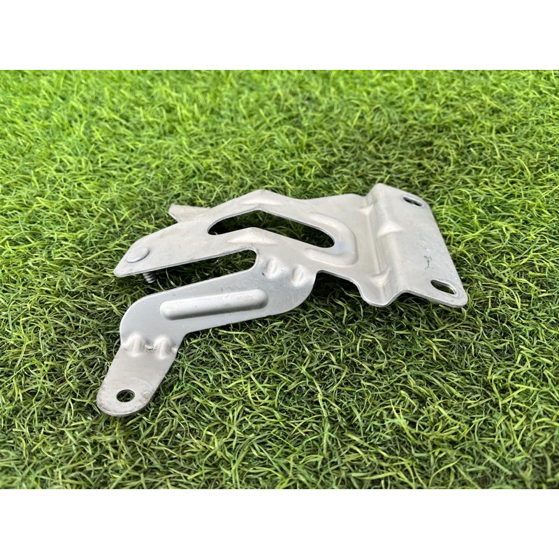 Кронштейн (двигатель и элементы) Mercedes-Benz EQB 350 X243 2022 A2435457200