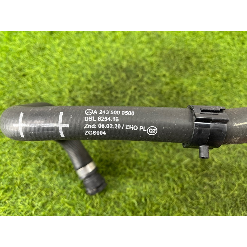 Патрубок (система охлаждения) Mercedes-Benz EQB 350 X243 2022 A2435000500