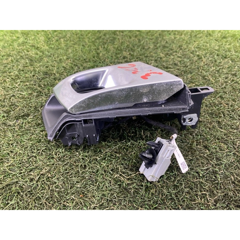 Ручка двери внутренняя (салон) LAND ROVER RANGE ROVER Sport L494 2016 3.0 Diesel LR066545