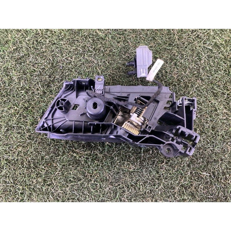 Ручка двери внутренняя (салон) LAND ROVER RANGE ROVER Sport L494 2016 3.0 Diesel LR066545