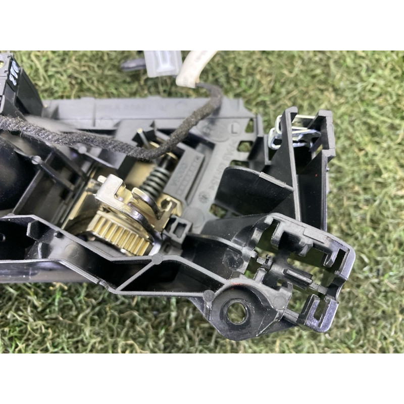 Ручка двери внутренняя (салон) LAND ROVER RANGE ROVER Sport L494 2016 3.0 Diesel LR066545