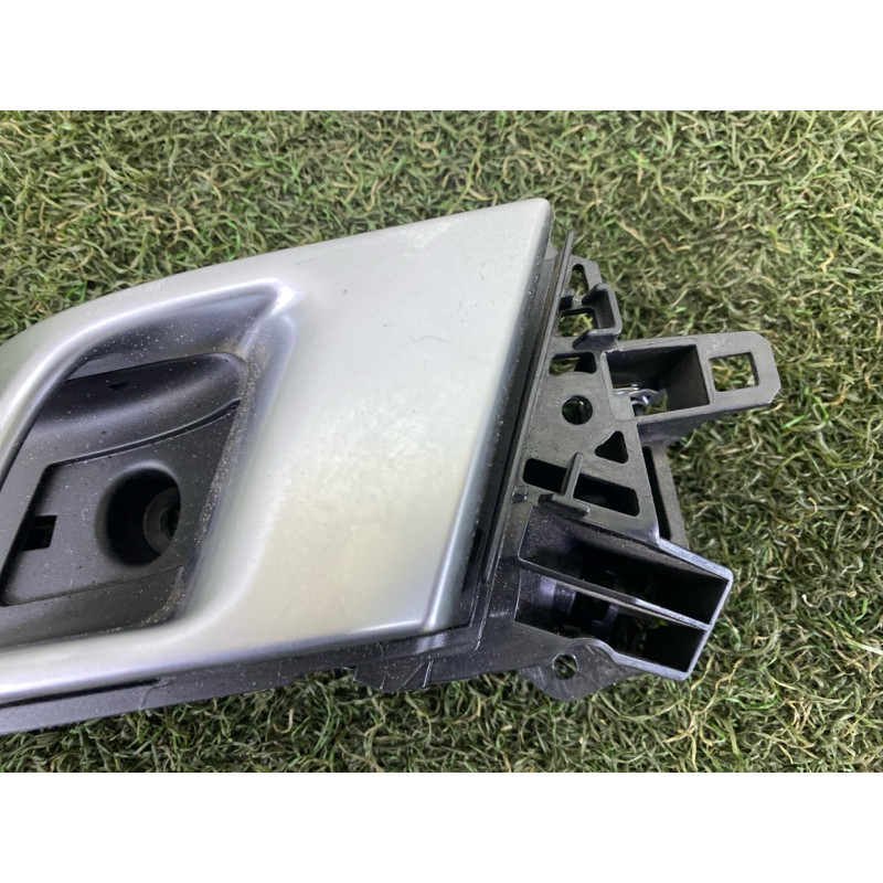 Ручка дверей внутрішня (салон) LAND ROVER RANGE ROVER Sport L494 2016 3.0 Diesel LR066546