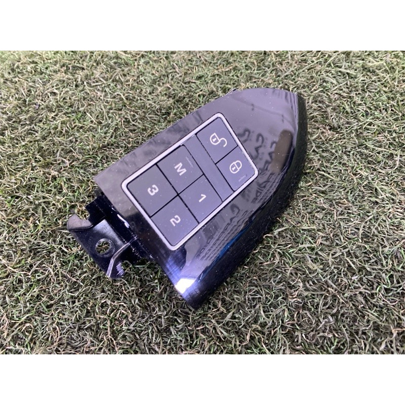 Кнопка блокування центрального замка (электрика / кнопки) LAND ROVER RANGE ROVER Sport L494 2016 3.0 Diesel LR059774