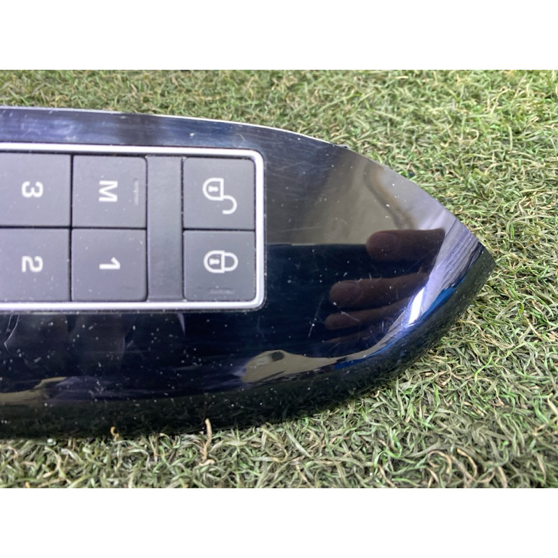 Кнопка блокування центрального замка (электрика / кнопки) LAND ROVER RANGE ROVER Sport L494 2016 3.0 Diesel LR059774