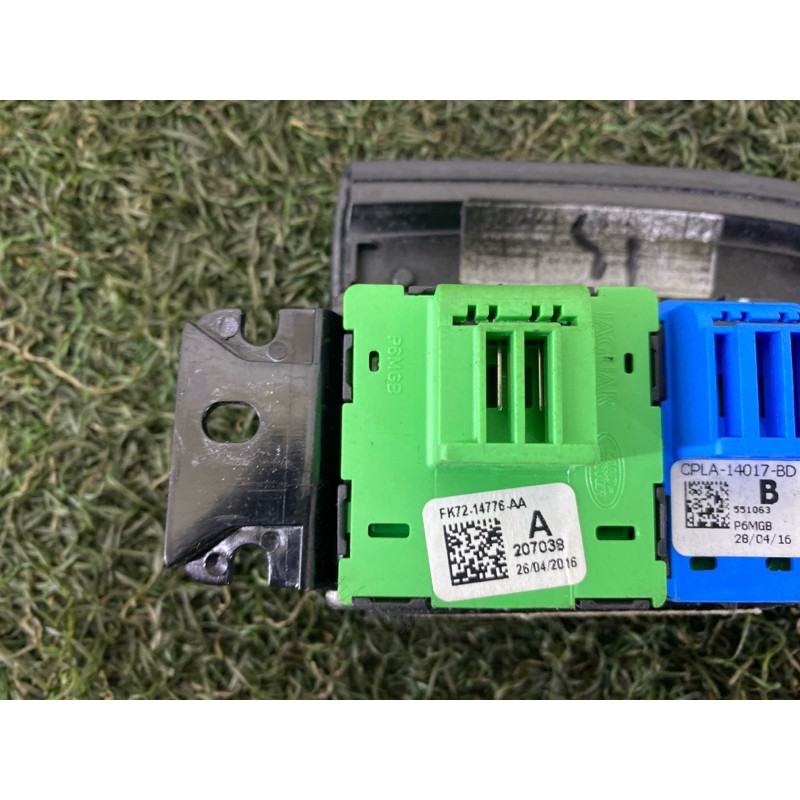 Кнопка блокування центрального замка (электрика / кнопки) LAND ROVER RANGE ROVER Sport L494 2016 3.0 Diesel LR059774