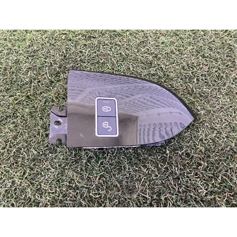 Кнопка блокування центрального замка (электрика / кнопки) LAND ROVER RANGE ROVER Sport L494 2016 3.0 Diesel LR071264