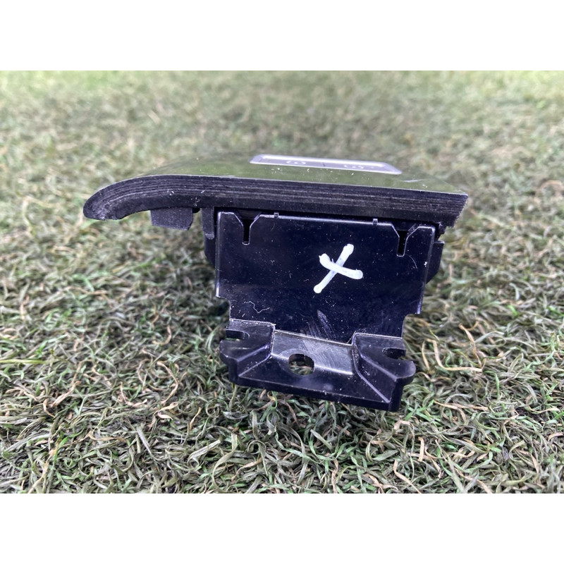 Кнопка блокування центрального замка (электрика / кнопки) LAND ROVER RANGE ROVER Sport L494 2016 3.0 Diesel LR071264