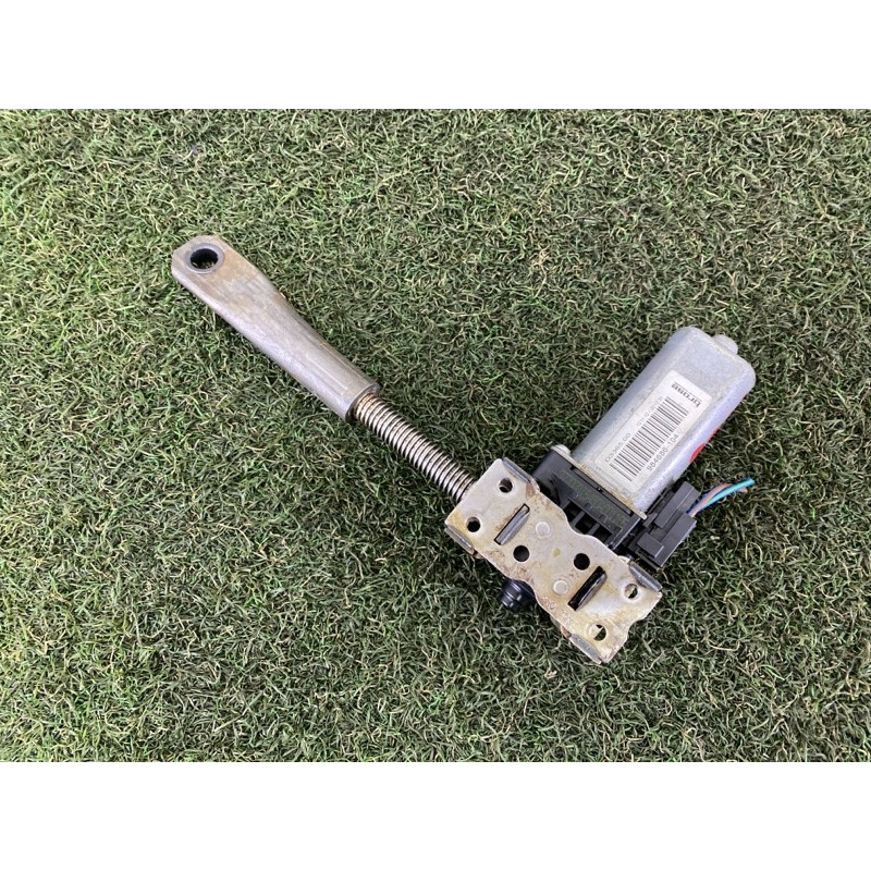 Моторчик регулювання сидіння (електрика) AUDI A8 D4 2011 4.2 CDRA 8K0959112