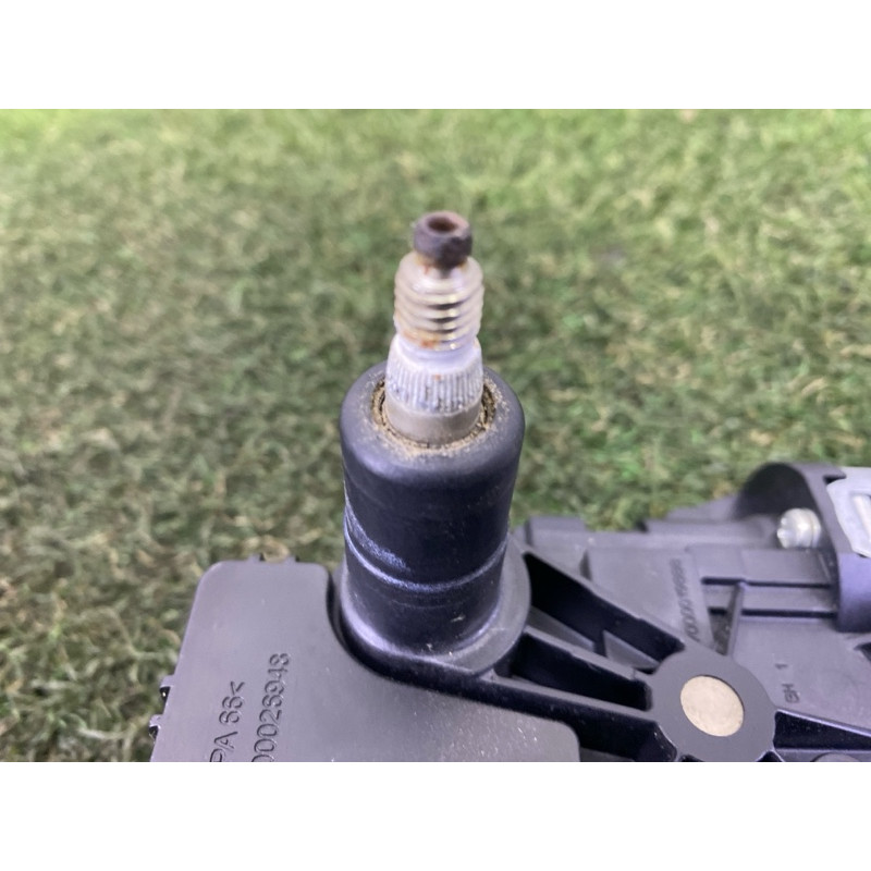 Мотор склоочисників (електрика) Volkswagen Touareg NF 2011 3.6 7P6955711