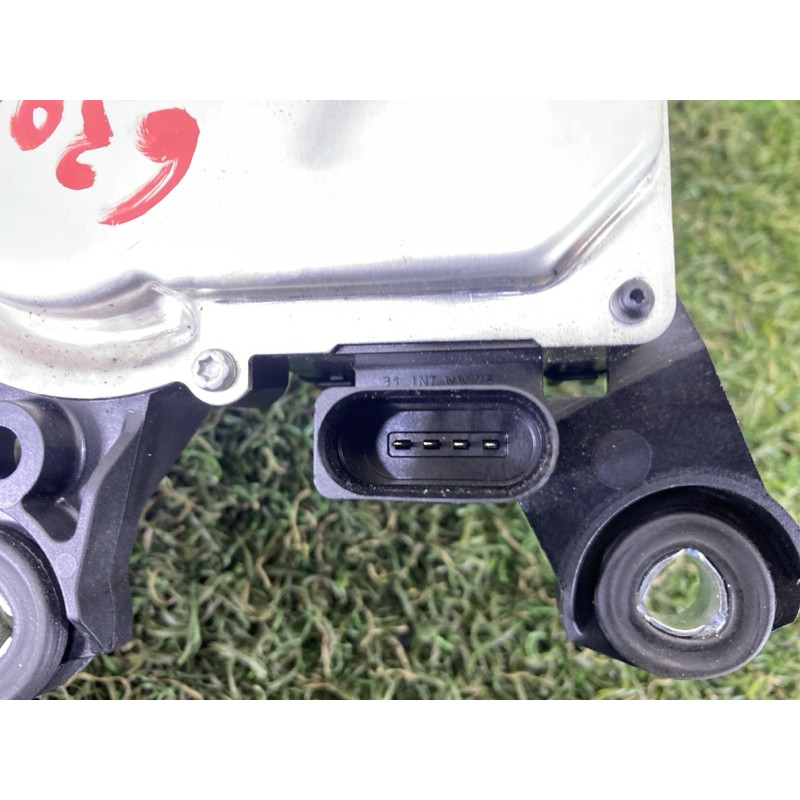 Мотор склоочисників (електрика) Volkswagen Touareg NF 2011 3.6 7P6955711