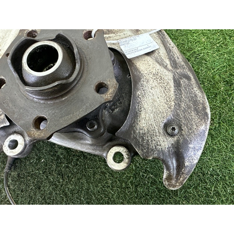 Поворотний кулак (підвіска) AUDI A4 B9 2017 2.0 TFSI 8W0407254F
