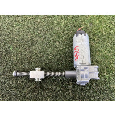 Моторчик регулювання сидіння