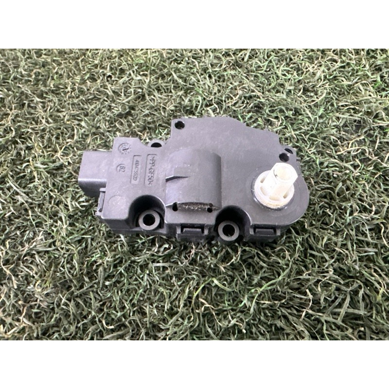 Привод заслонки отопителя (отопление и кондиционирование) Volkswagen Touareg NF 2013 3.0 Hybrid 7P0907511A