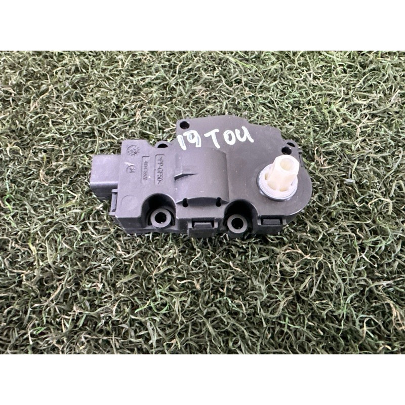 Привод заслонки отопителя (отопление и кондиционирование) Volkswagen Touareg NF 2013 3.0 Hybrid 7P0907511A