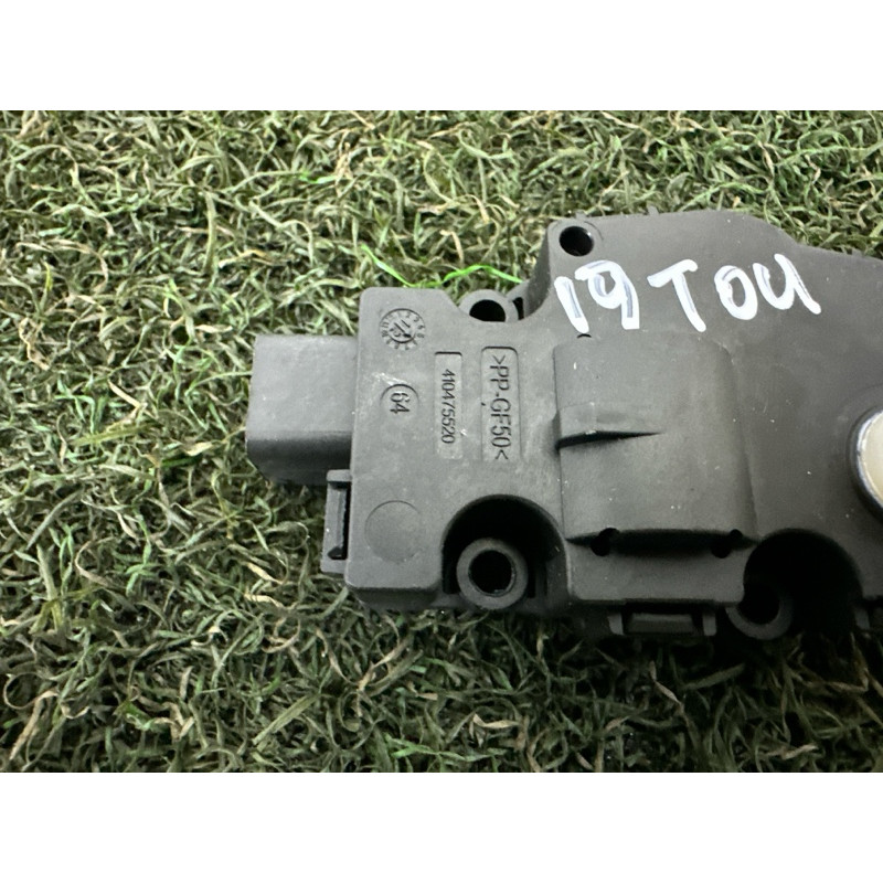 Привод заслонки отопителя (отопление и кондиционирование) Volkswagen Touareg NF 2013 3.0 Hybrid 7P0907511A