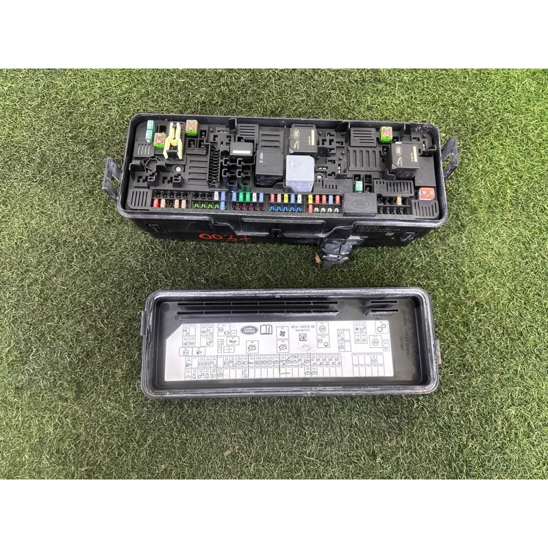Блок предохранителей (электрика) LAND ROVER Range Rover L405 2016 5.0 LR078444