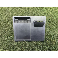 Гнездо USB/AUX