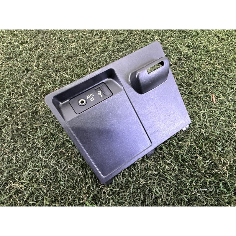 Гнездо USB/AUX (электрика) BMW X5 E70 2010 N57D30A 84109237653