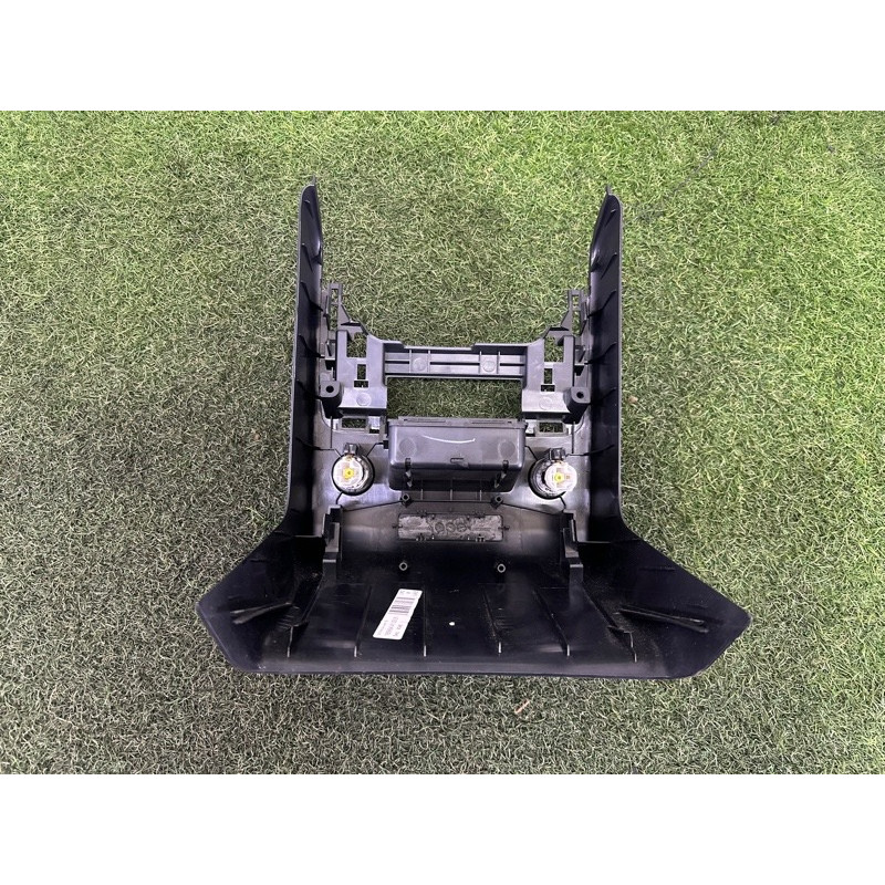 Накладка центральной консоли (салон) LAND ROVER Range Rover L405 2016 5.0 LR037389