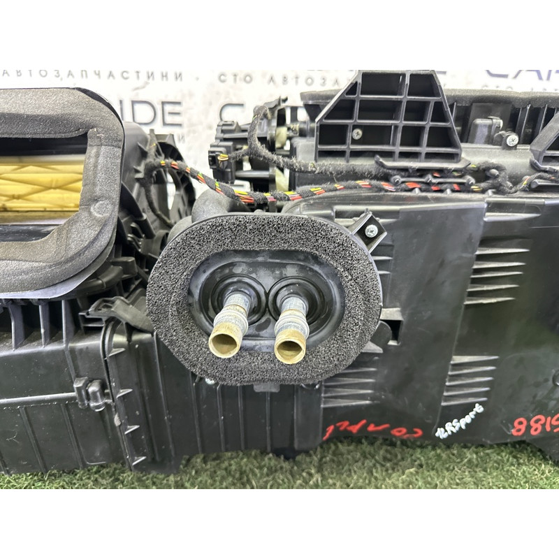 Корпус пічки (отопление и кондиционирование) LAND ROVER RANGE ROVER Sport L494 2016 3.0 Diesel LR072158