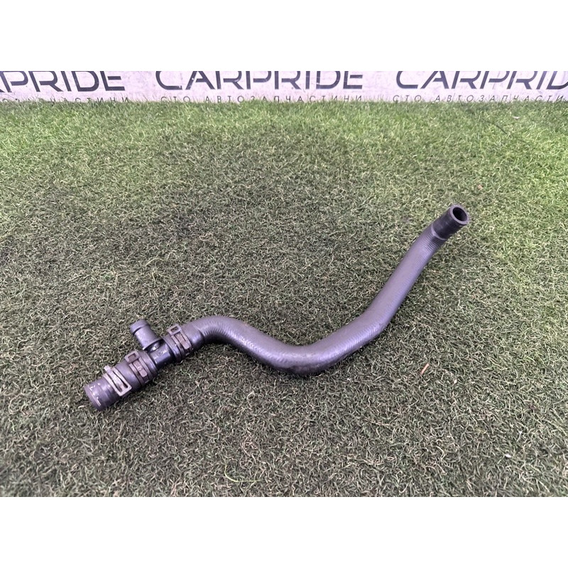 Шланг (система охолодження) Volkswagen Touareg NF 2012 3.0 Hybrid CGFA 7P0121051B