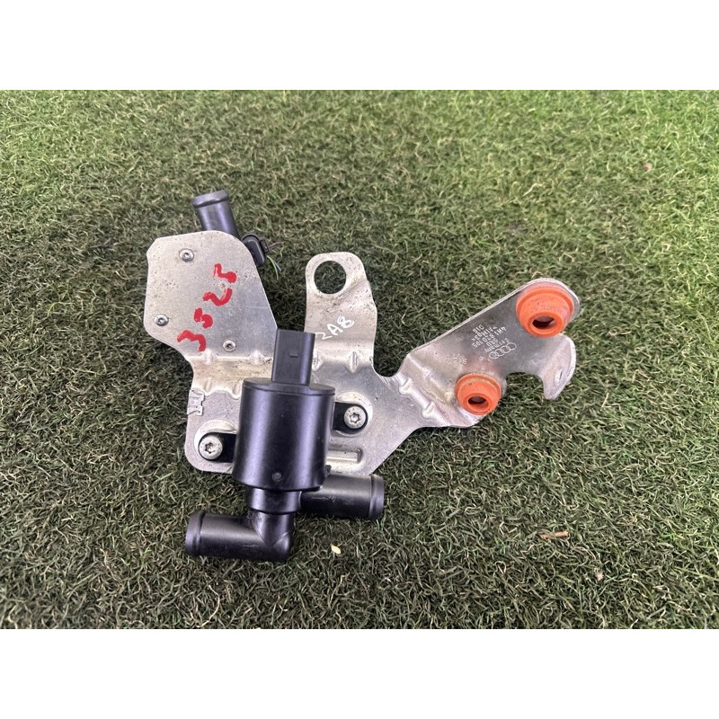 Помпа електрична (електрика) AUDI A8 D4 2011 4.2 CDRA 059121012A