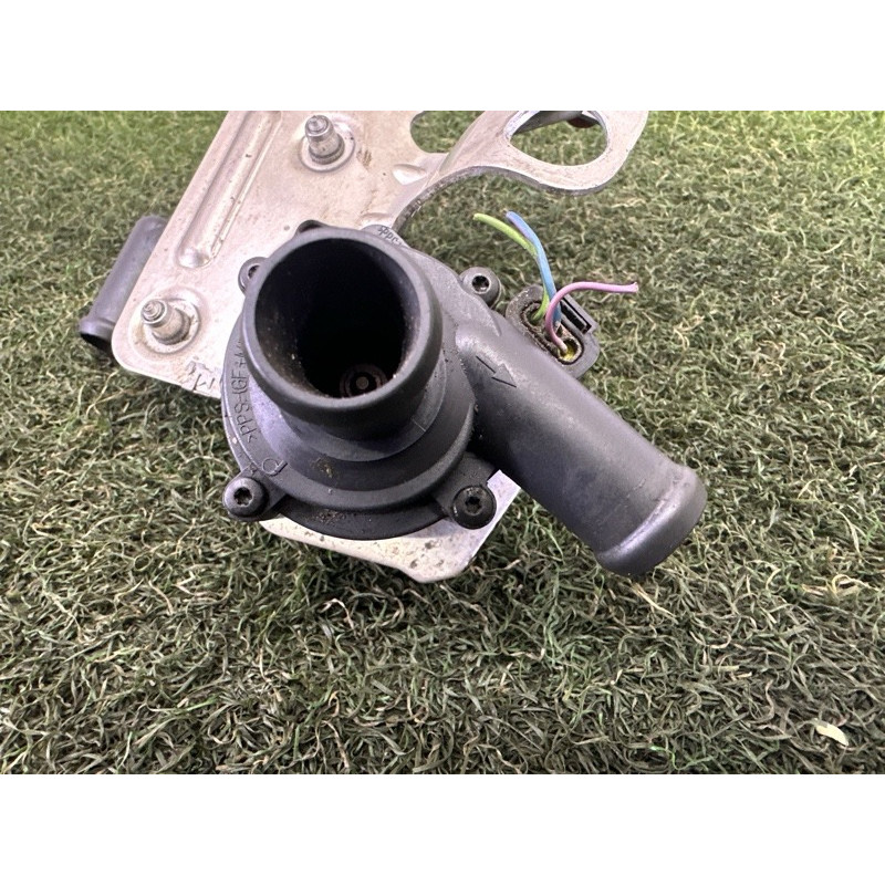 Помпа електрична (електрика) AUDI A8 D4 2011 4.2 CDRA 059121012A