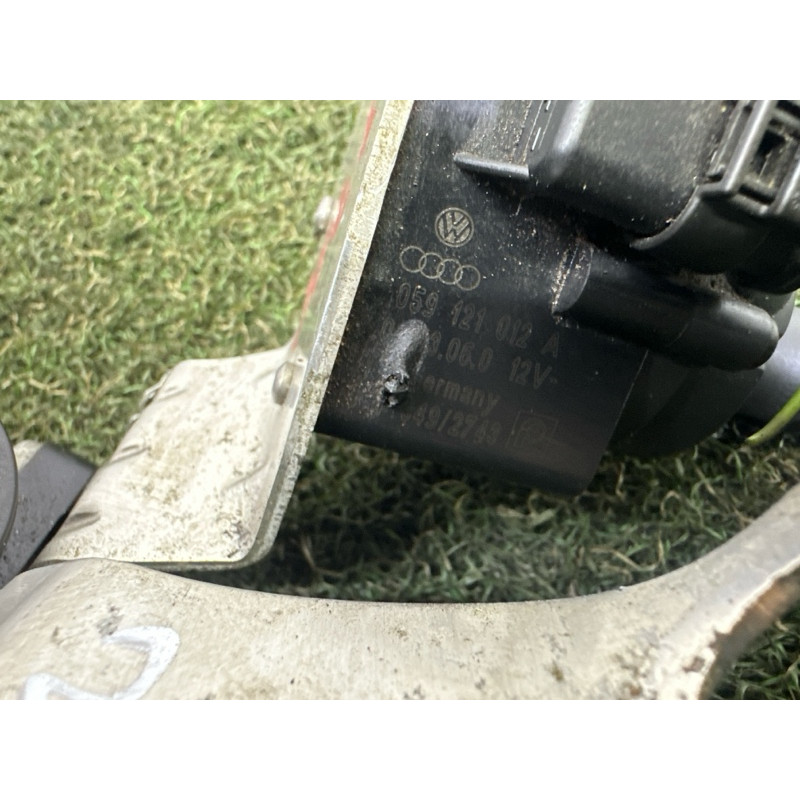Помпа електрична (електрика) AUDI A8 D4 2011 4.2 CDRA 059121012A