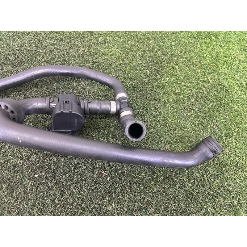 Клапан системи охолодження (електрика / кнопки) Volkswagen Touareg NF 2013 3.6 7P0122049H