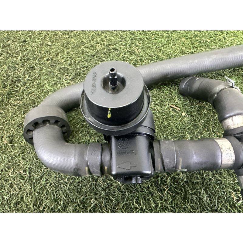 Клапан системи охолодження (електрика / кнопки) Volkswagen Touareg NF 2013 3.6 7P0122049H