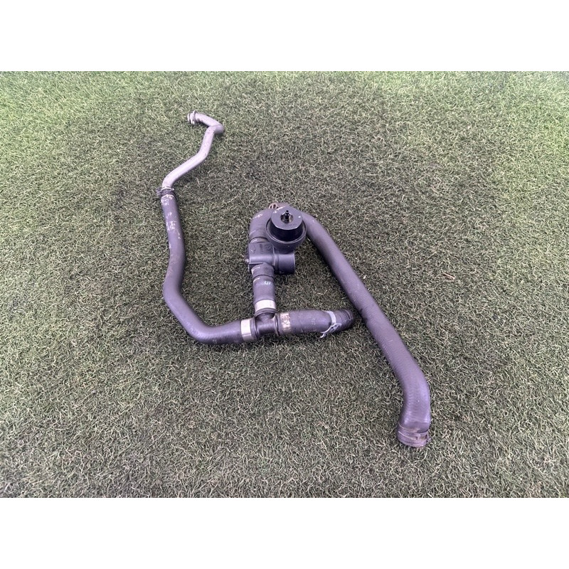 Клапан системи охолодження (електрика / кнопки) Volkswagen Touareg NF 2011 3.6 7P0122049H