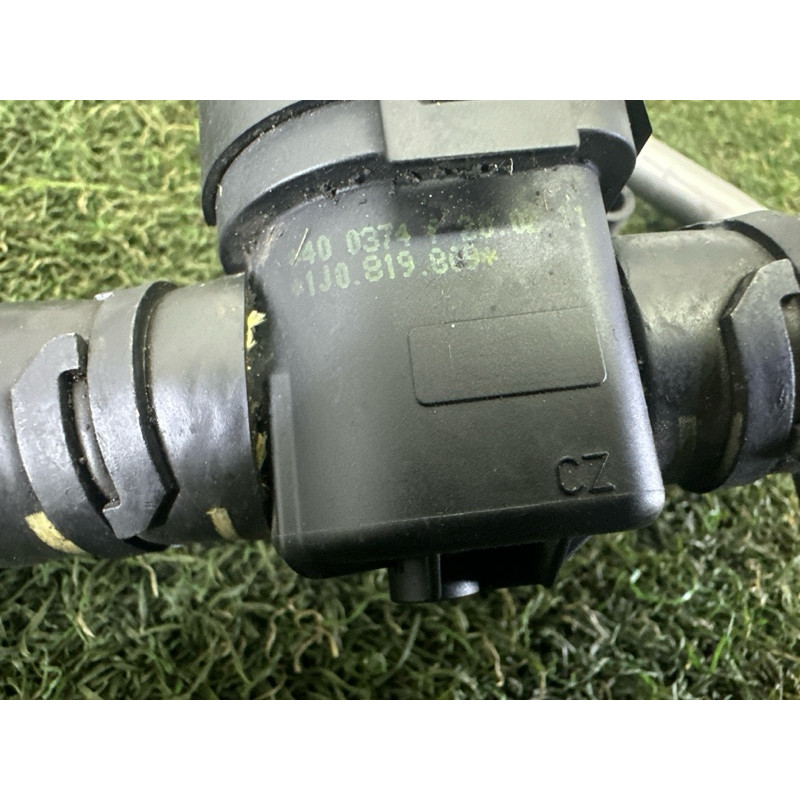 Клапан системи охолодження (електрика / кнопки) Volkswagen Touareg NF 2011 3.6 7P0122049H