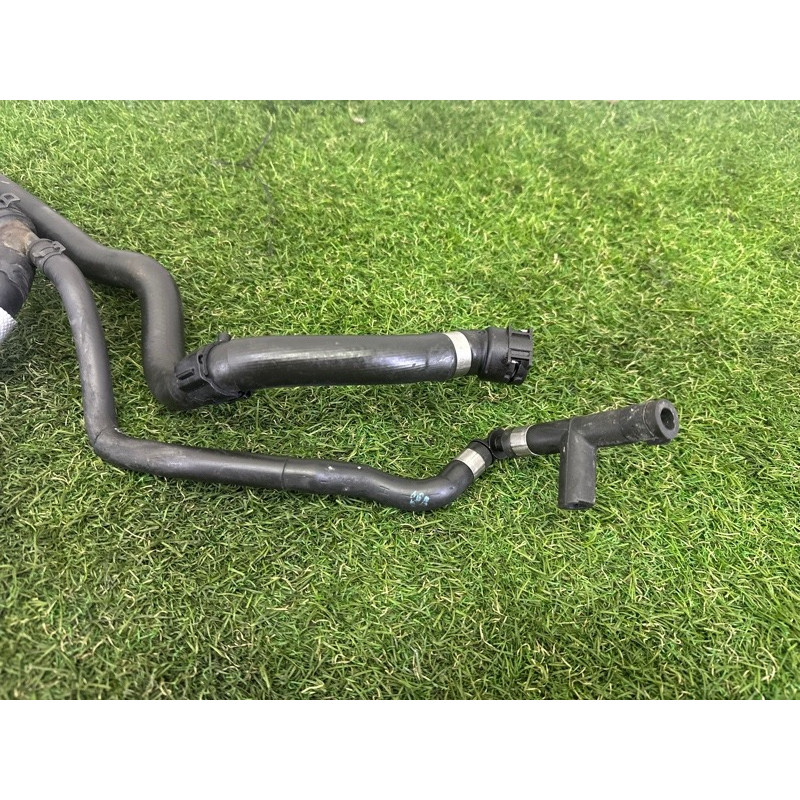 Трубка системи охолодження (система охолодження) Volkswagen Touareg NF 2011 3.6 7P6121156E