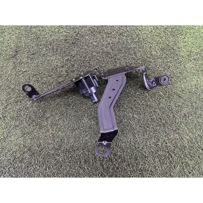 Помпа електрична (електрика) AUDI A8 D4 2011 4.2 CDRA 059121012A