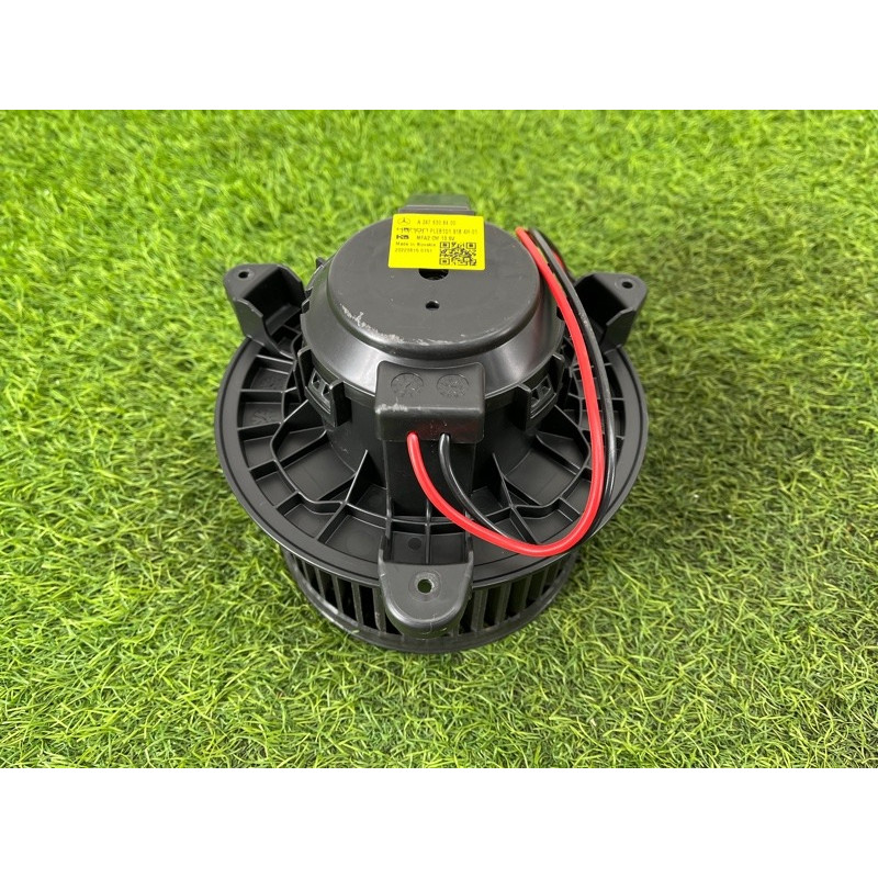 Мотор пічки (отопление и кондиционирование) Mercedes-Benz EQB 350 X243 2022 A2478308400