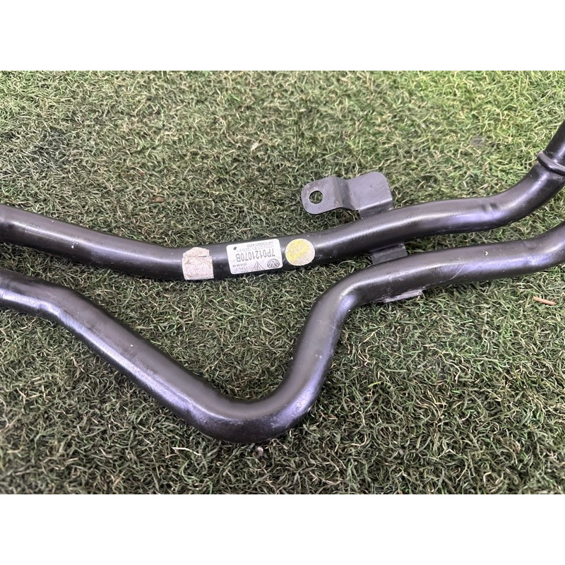 Трубка системы охлаждения (система охлаждения) Volkswagen Touareg NF 2012 3.0 Hybrid CGFA 7P0121065K