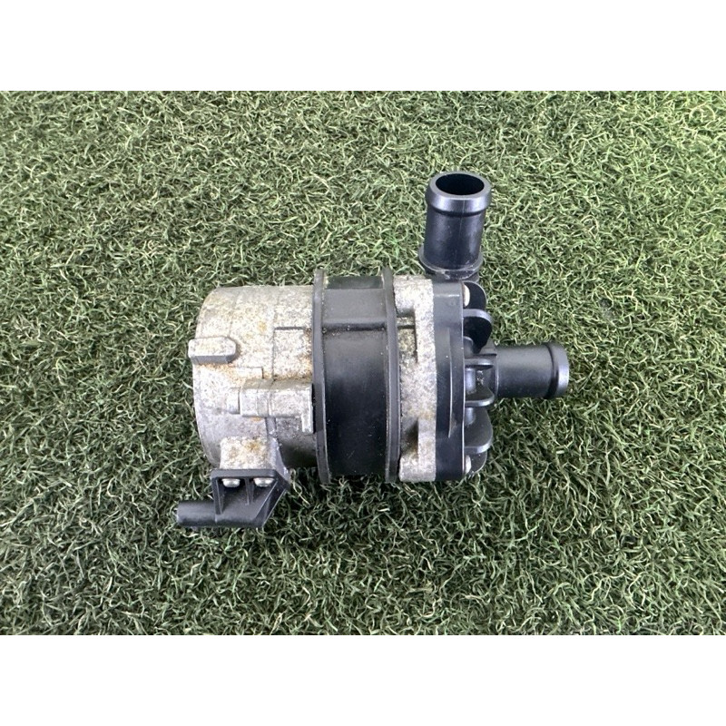 Помпа електрична (електрика) Volkswagen Touareg NF 2012 3.0 Hybrid CGFA 7P0965567