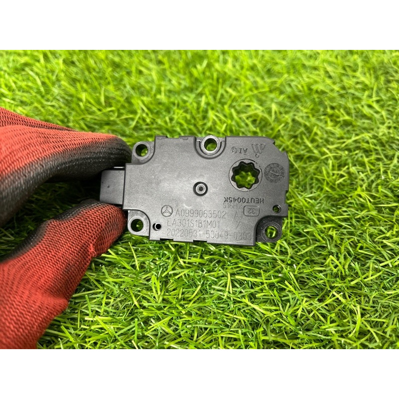 Мотор пічки (отопление и кондиционирование) Mercedes-Benz EQB 350 X243 2022 A0999069105