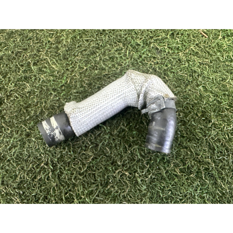 Патрубок (система охлаждения) Volkswagen Touareg NF 2012 3.0 Hybrid CGFA 7P0121157E