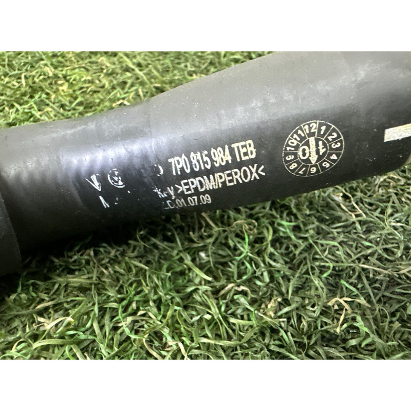 Трубка системи охолодження (система охолодження) Volkswagen Touareg NF 2012 3.0 Hybrid CGFA 7P0815249