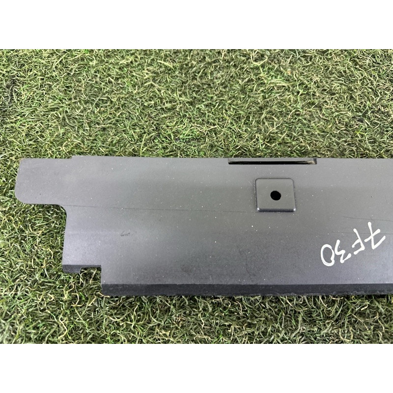 Рамка радіатора (кузов і елементи) BMW 3-series F30 2013 2.0 17117600543